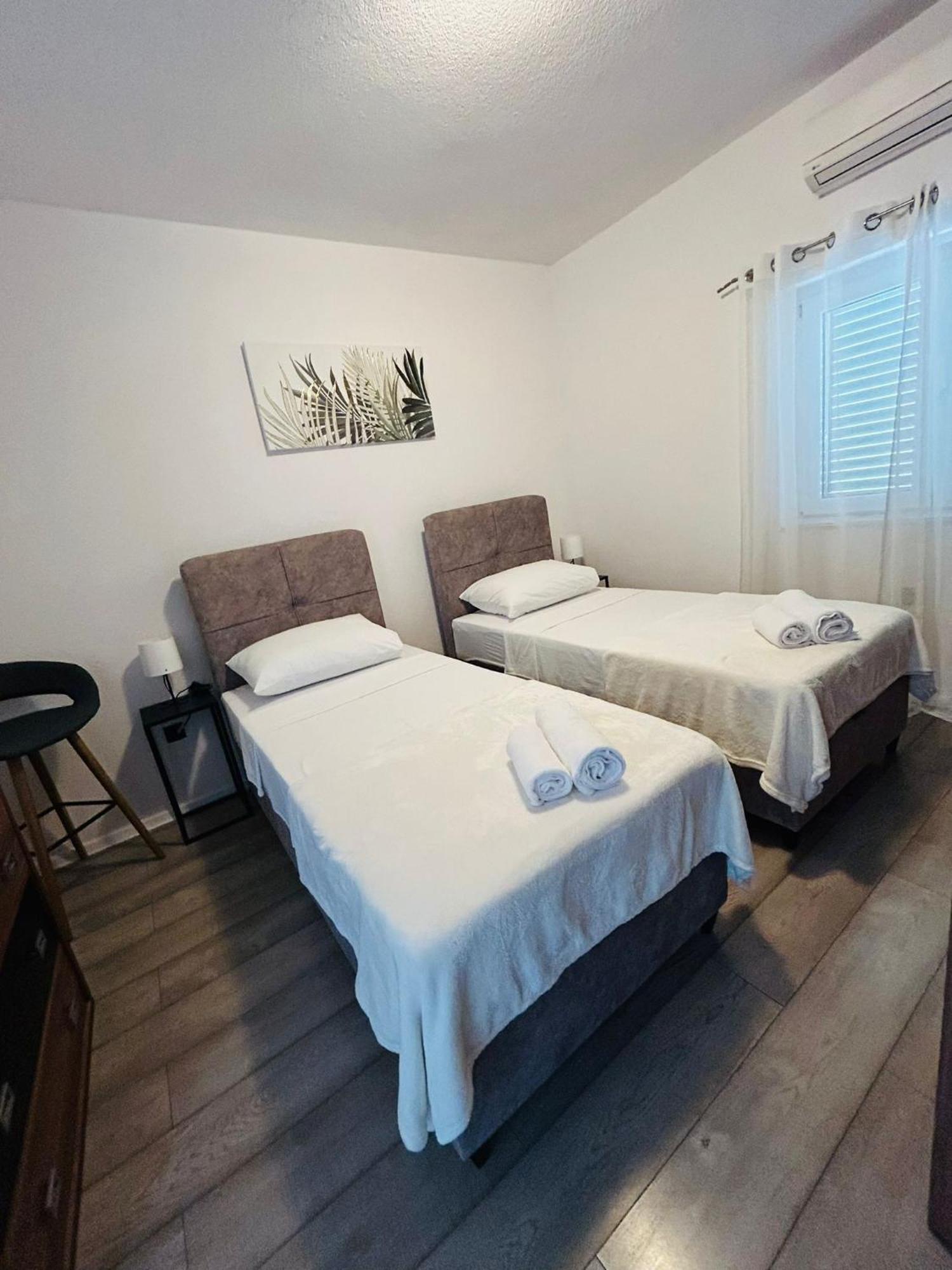 Apex Luxury Apartman 特罗吉尔 外观 照片